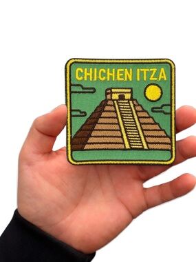 Chichen Itza Pyramid Mexico Iron On Embroidered Patch Badge Mayan Ruins 3 Inch